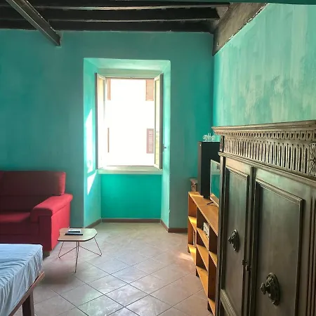 Near The Colosseum * 罗马